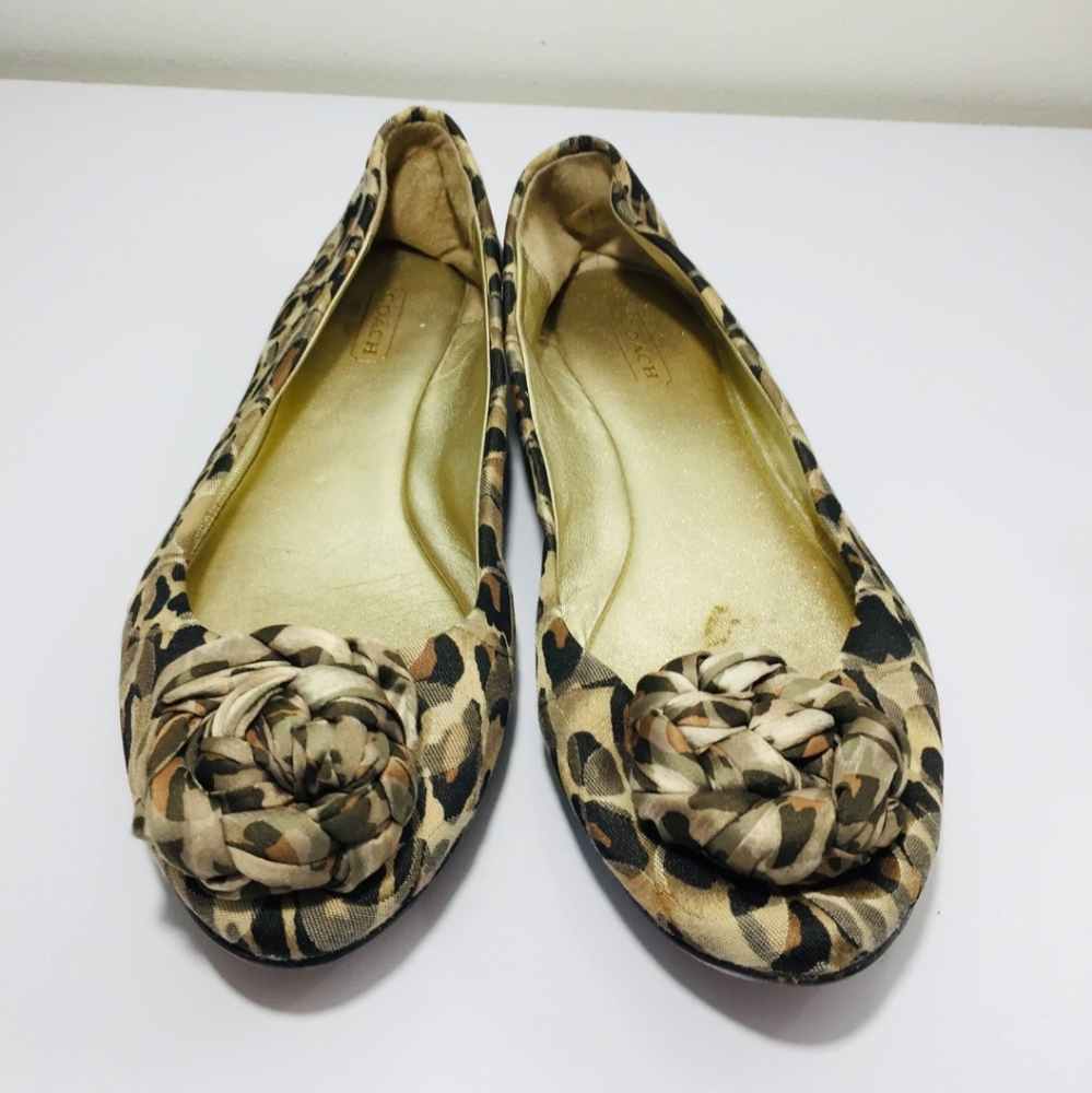 ❌ SOLD ❌Vintage, Coach Shoes. It has wear but - Picture 1 of 13